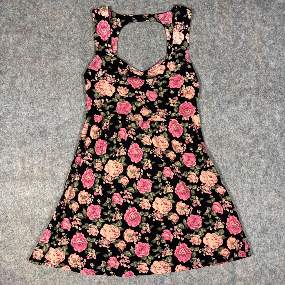 Forever‎ 21 Floral Skater Dress Girls Medium Black Pink Rose Keyhole Back Mini